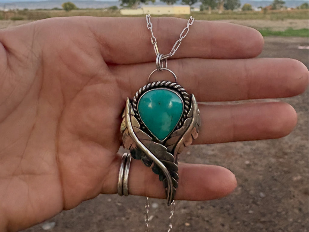Leafy Kingman Necklace