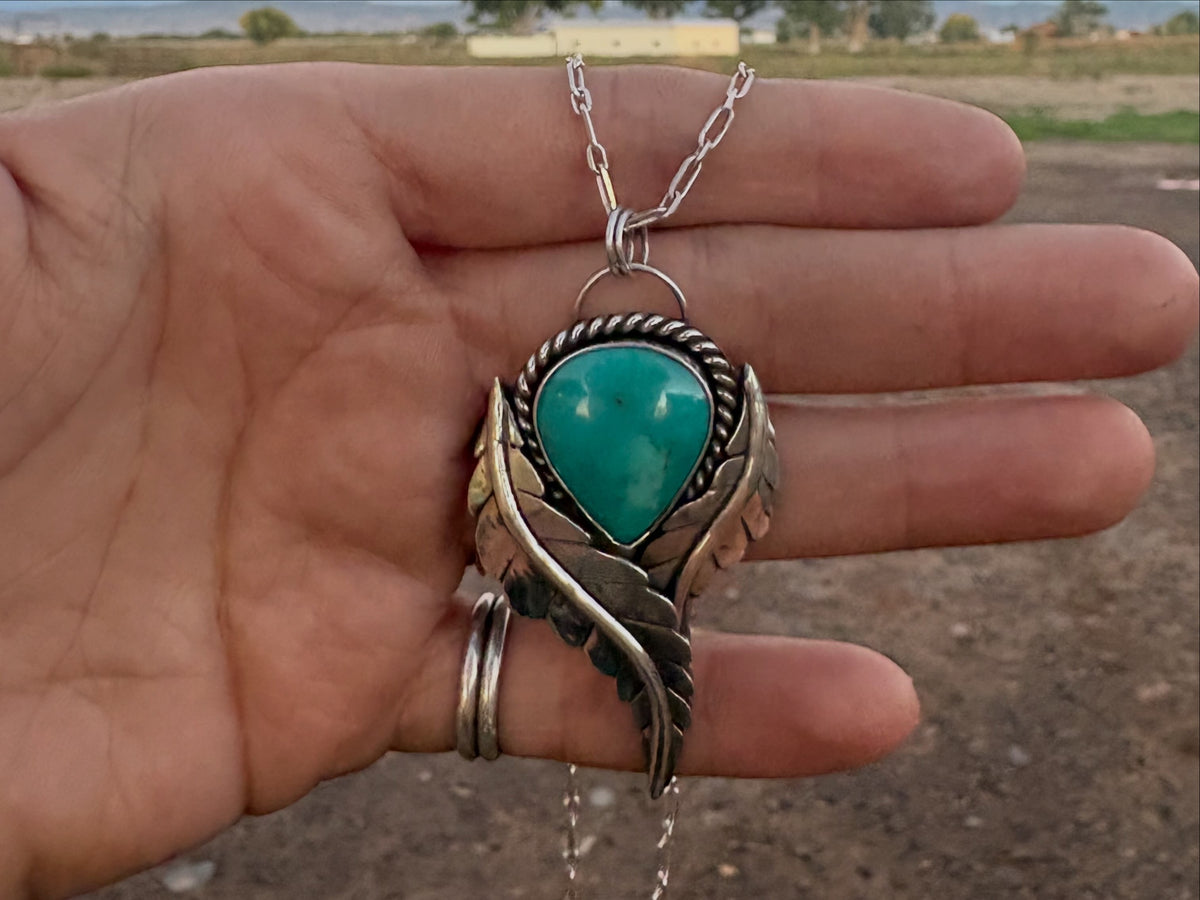 Leafy Kingman Necklace